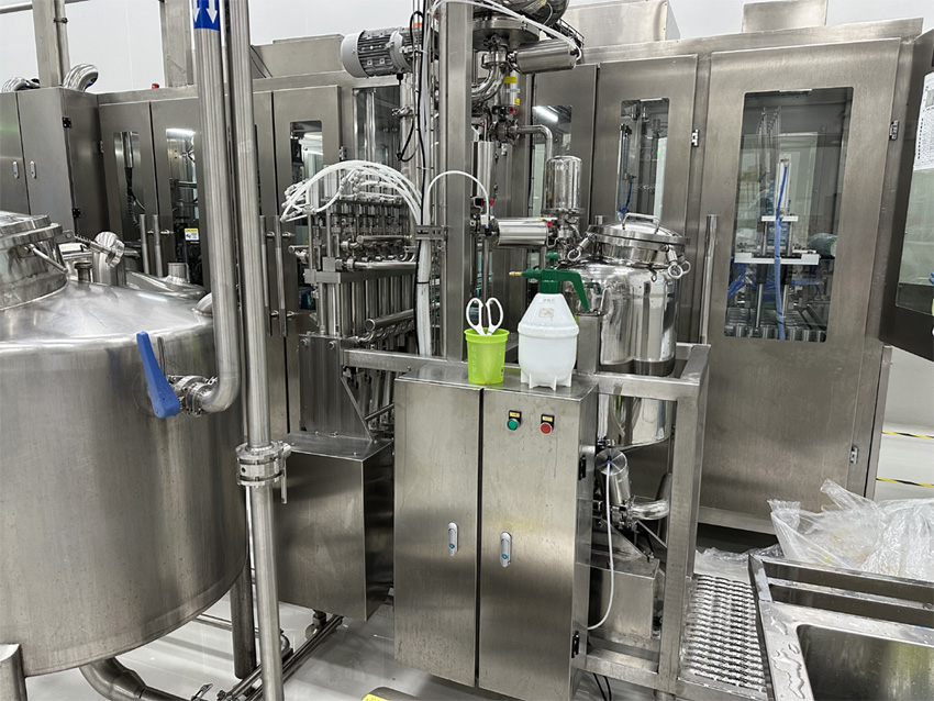 plastic cup filling sealing machine